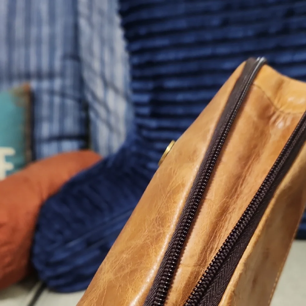 Tan Leather Men's Bag - Picture 7 of 7